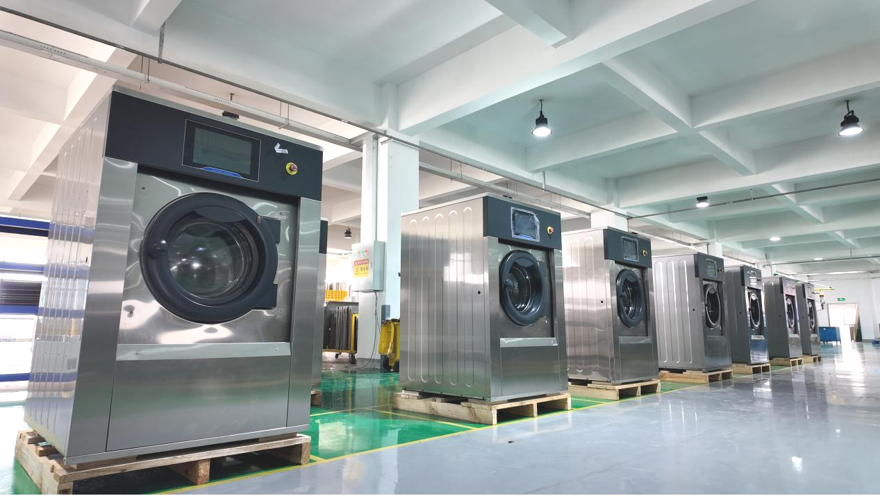 Memilih Dispenser yang Tepat: Pompa Peristaltik atau Venturi?