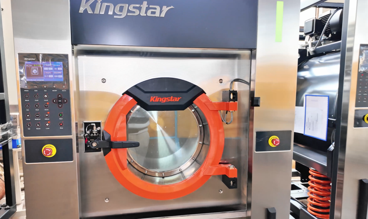 Cara Menjaga Kemeja Katun Bebas Kerut dan Renyah di Binatu